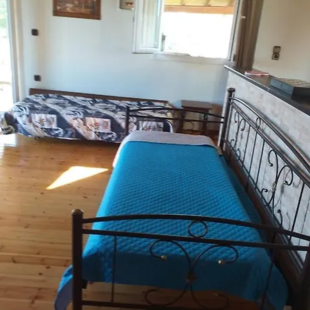 شقة Malotu Sinarádes